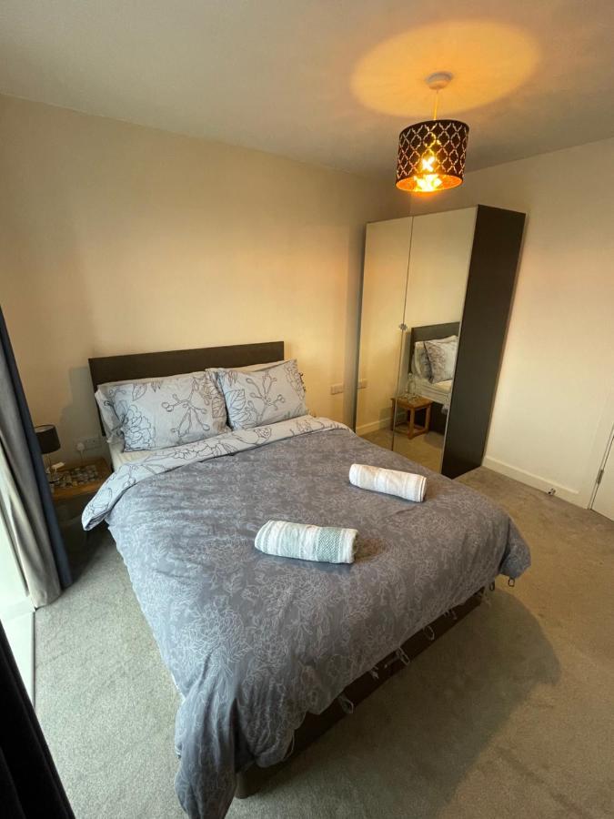 Balcony Marina Apartment With City Skyline Views - Free Secure Parking Manchester Dış mekan fotoğraf