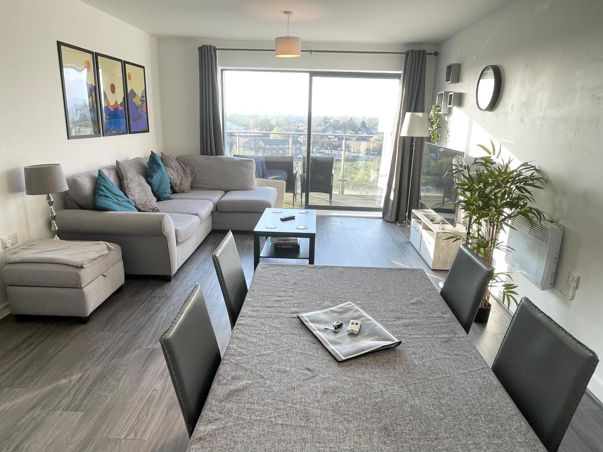 Balcony Marina Apartment With City Skyline Views - Free Secure Parking Manchester Dış mekan fotoğraf